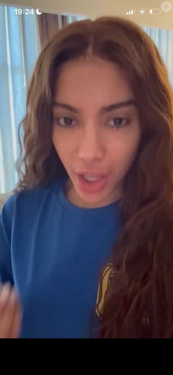 Anitta usou as redes sociais para pedir torcida por Juliano Floss no 'BBB 26' em Paredão