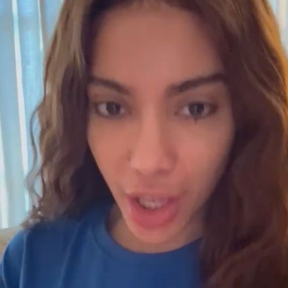 Anitta usou as redes sociais para pedir torcida por Juliano Floss no 'BBB 26' em Paredão