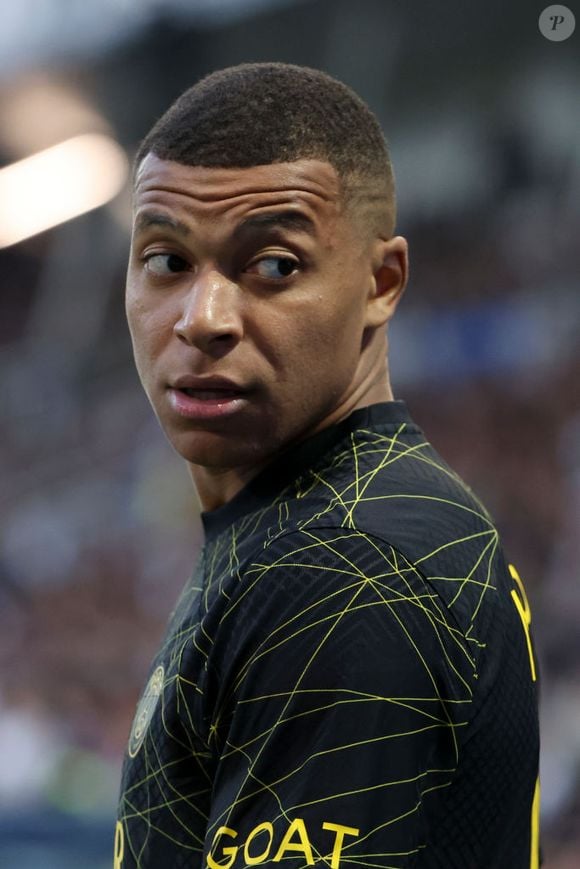 Mbappé também faz um tratamento chamado talassoterapia, que é inspirado em uma prática já seguida por Cristiano Ronaldo