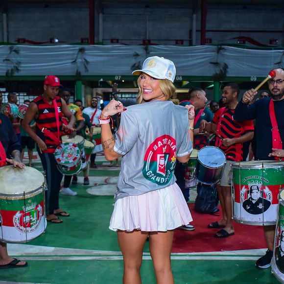 Virgínia Fonseca participou do primeiro ensaio dos ritmistas