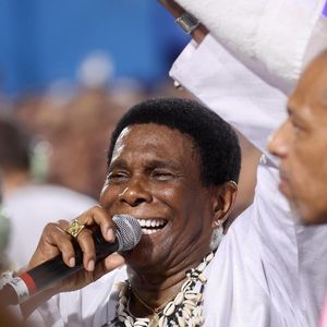 Neguinho da Beija-Flor é frequentador assíduo da Baixada Fluminense, onde estão seus filhos e seu trabalho, e se lembra de muito carinho dos tempos em Nova Iguaçu