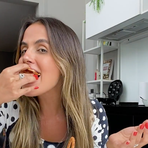 Carol Peixinho: "É uma receita muito deliciosa, muito prática, saudável, econômica... é tudo de bom gente! Pãozinho de queijo lá de Minas"