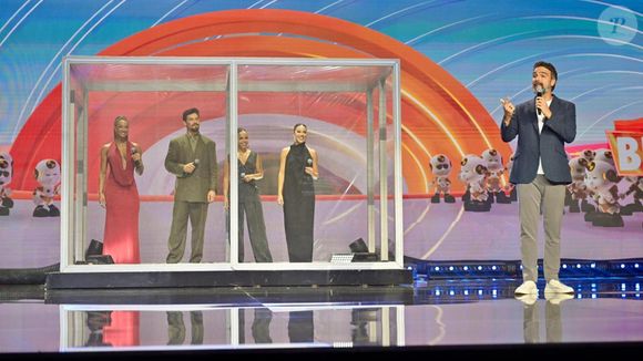 BBB 26: Globo espalhou 5 Casas de Vidro pelo Brasil e cada uma vai receber 2 homens e 2 mulheres; público vai escolher 5 homens e 5 mulheres para entrarem no reality