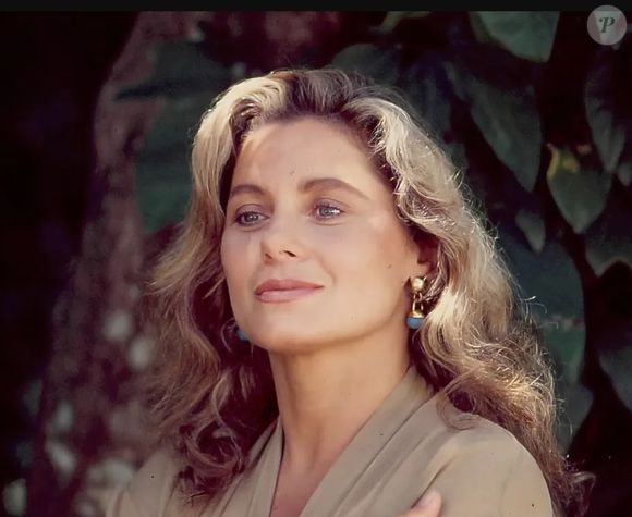 Vera Fischer incomodou elenco da novela 'Pátria Minha' com constantes atrasos e faltas às gravações: 'Prejudicando o ritmo das gravações e o andamento da novela', alegou Globo