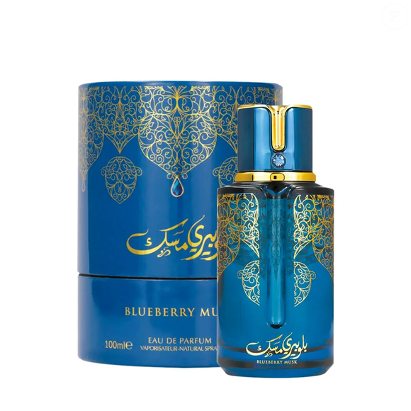Para quem prefere perfumes frutados, o Blueberry Musk, da Arabiyat Prestige, reúne mirtilo, amora e framboesa em uma composição que também inclui baunilha, lavanda, rosa e patchouli. Classificada como compartilhável, a fragrância combina nuances adocicadas, florais e amadeiradas