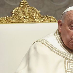 Papa Francisco: saúde apresenta 'melhora gradual e leve', informou o Vaticano em 8 de março de 2025