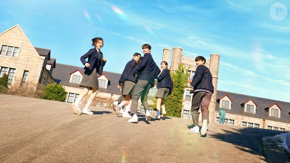 '19, Quase 20': jovens da Geração Z aprendem a lidar com os desafios da vida adulta em uma escola especial