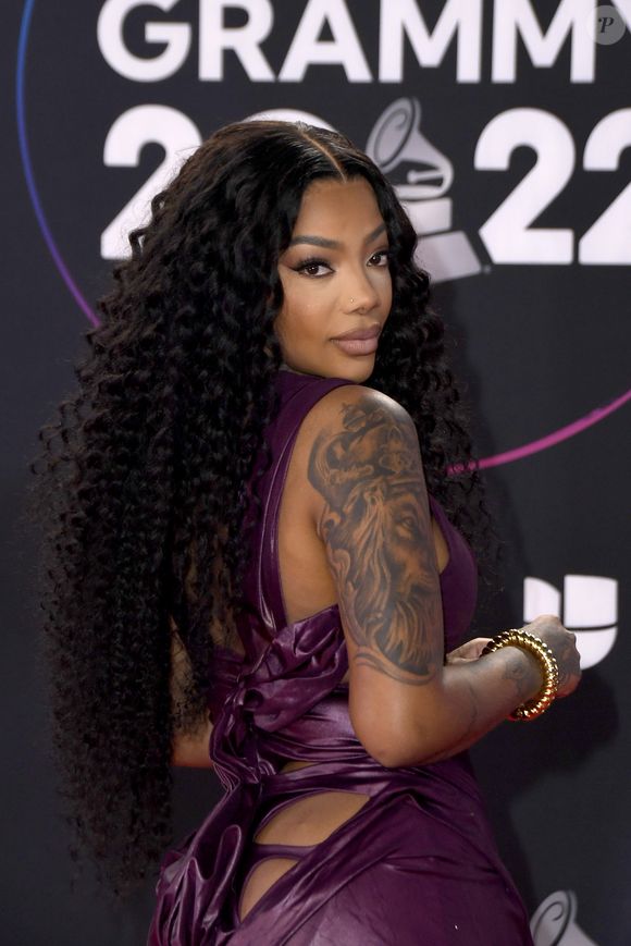 O encontro inesperado de Ludmilla e Billie Eilish deixou a web em chamas!