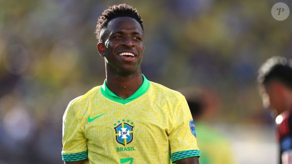 Vini Jr. esteve em campo no amistoso do Brasil contra o Senegal que terminou em vitória de 2x0 para o país verde e amarelo