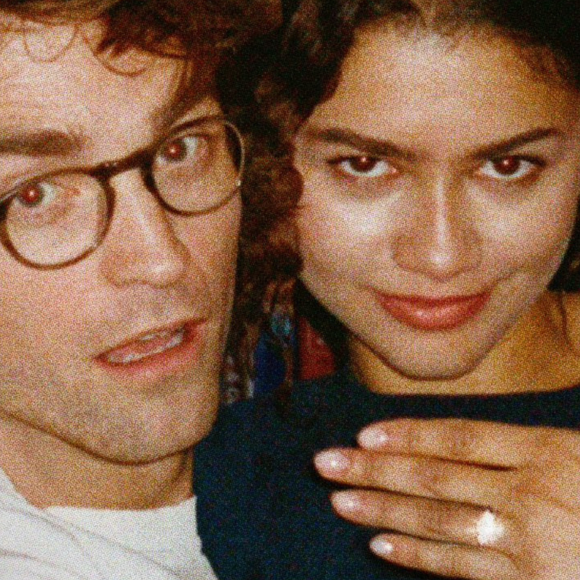 Você percebeu? Detalhe BIZARRO em foto promocional de ‘O Drama’ muda TUDO após assistir ao filme - e não é coincidência