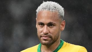 'Parças' que nada! Neymar tem rede de apoio só de mulheres, incluindo duas ex, mas levou 'chamada' por fala machista contra juiz de futebol