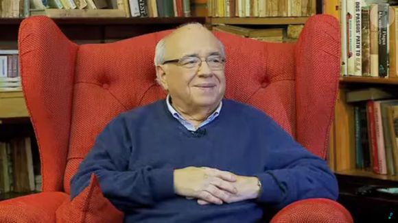 Luis Fernando Verissimo foi um dos principais cronistas brasileiros. Ao longo da carreira, escreveu sobre cotidiano, política, relações humanas, envelhecimento e morte com humor e ironia