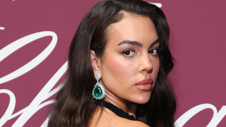 Georgina Rodríguez: 'Entreguei meu currículo na Inditex e comecei a trabalhar na Massimo Dutti, mas às vezes passeava pela Milla de Oro e adorava ver as vitrines. Quando entrava em uma boutique de luxo, para mim era como entrar em um museu'