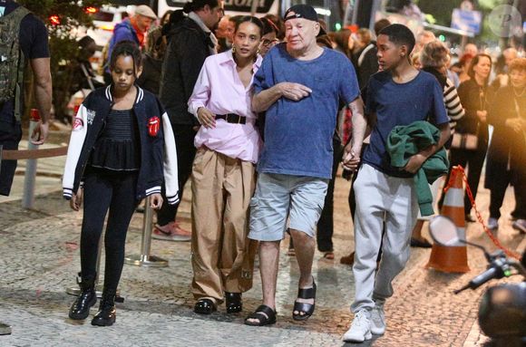 Flagra roubou a cena nas redes sociais, já que Taís Araújo e Lázaro Ramos evitam expor as crianças