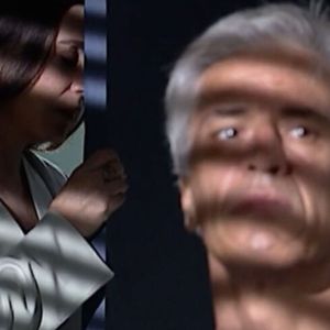 Helena (Regina Duarte) e Assunção (Nuno Leal Maia) têm conversa franca após acidente na novela 'História de Amor'