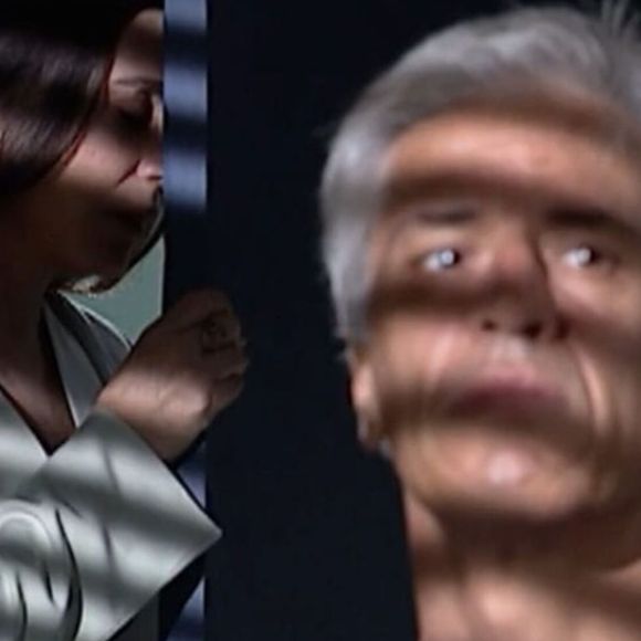 Helena (Regina Duarte) e Assunção (Nuno Leal Maia) têm conversa franca após acidente na novela 'História de Amor'