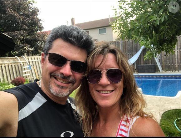 O detalhe é que Shawn Mendes nasceu no Canadá e os pais do cantor ainda vivem lá