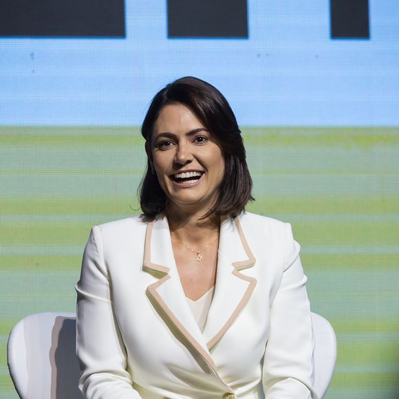 Tio de Michelle Bolsonaro identificado como Gilberto Firmo foi detido em flagrante na última sexta-feira (01)