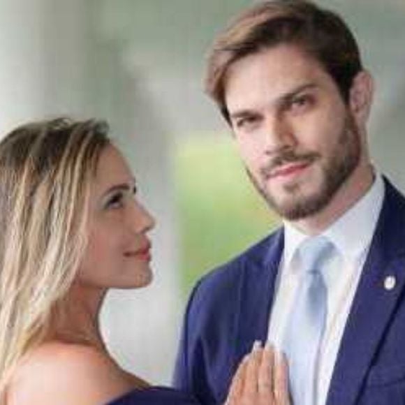 Felipe Becari ex de Carla Diaz, assume namoro com nuticionista Thais Guisso