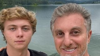 'O terror da família Huck': Benício, filho de Angélica e Luciano Huck, viraliza em vídeo bebendo com amigo, se 'oferece de pedreiro' e viraliza na web. Entenda!