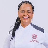 Nascida na Caatinga, formada no EJA aos 33 anos e em gastronomia aos 42: hoje aos 54 anos, participante do 'MasterChef Profissionais' vive seu auge profissional e é a prova de que sonhos não têm prazo de validade. 'Não estou aqui sozinha'