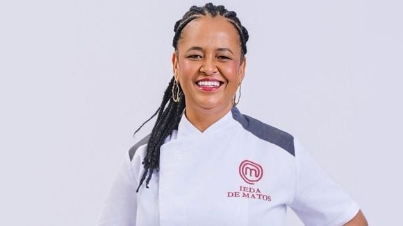 Nascida na Caatinga, formada no EJA aos 33 anos e em gastronomia aos 42: hoje aos 54 anos, participante do 'MasterChef Profissionais' vive seu auge profissional e é a prova de que sonhos não têm prazo de validade. 'Não estou aqui sozinha'