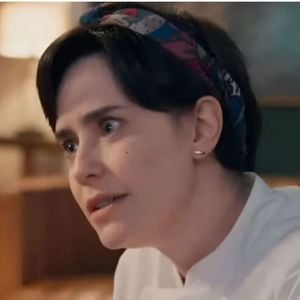 Samira (Fernanda Vasconcelos) volta mais perigosa em 'Três Graças'; vilã se tornará assassina de aluguel