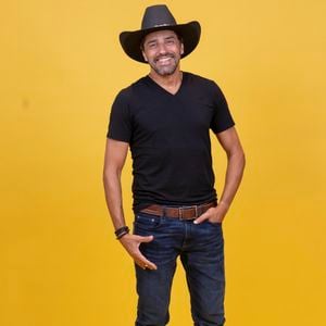 Alberto Cowboy não poupou Boninho de críticas e apontou atitudes com o nítido objetivo de irritar e desestabilizar os participantes