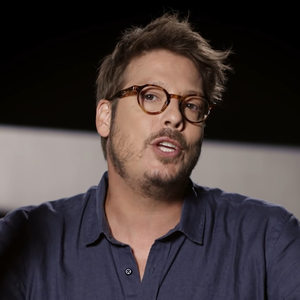 De acordo com o Terra, a Meta derrubou nesta quarta-feira (23) o perfil “Revelando Brasil”, projeto especial do podcast Calma Urgente apresentado por Fábio Porchat, mas reativou a conta horas depois