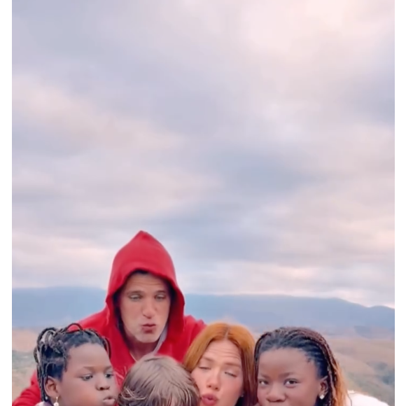 Giovanna Ewbank comemorou seu aniversário no Rancho da Montanha, propriedade com Bruno Gagliasso no Rio de Janeiro