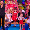 ‘Volta mais esperada que a Copa’: Virgínia e Zé Felipe posam juntos em festa da filha e web implora por reconciliação