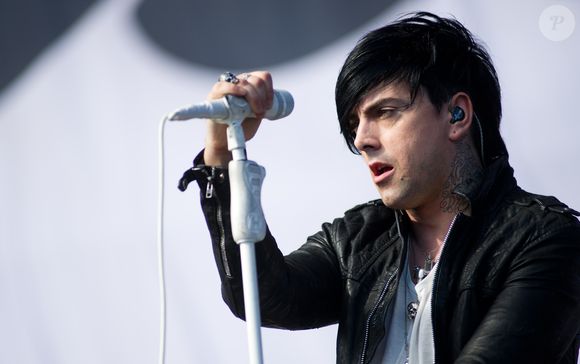 Ian Watkins ‘foi morto da maneira mais brutal possível, e o ataque foi chocante, até mesmo para os padrões de uma prisão’, disse uma fonte ao tabloide britânico The Sun