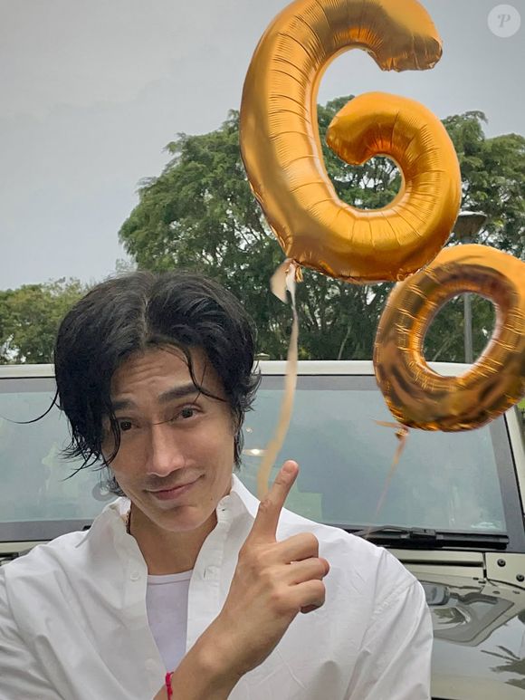 Modelo Chuando Tan comemora 60 anos e deixa internet em choque com aparência extremamente jovem