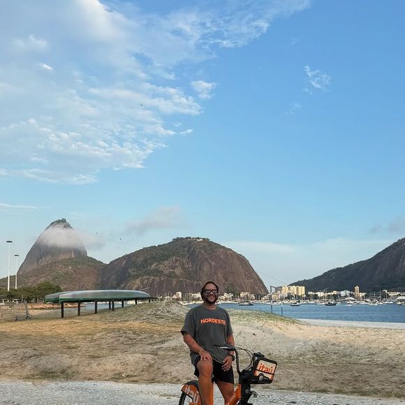 Boninho também abriu o jogo na entrevista ao 'Extra' sobre a possibilidade de cirurgias plásticas para retirada do excesso de pele.