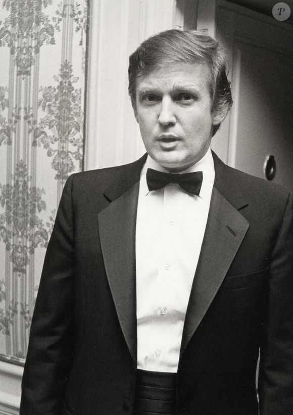 1987: Donald Trump comparece ao 15º jantar anual da Police Athletic League