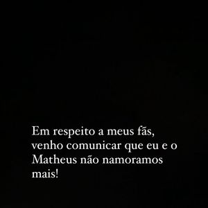 Hariany Almeida anunciou o término do namoro com Matheus Vargas em seus stories do Instagram.