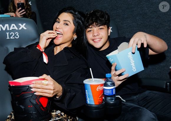 Filho de Mileide Mihaile e Wesley Safadão, Yhudy se divertiu com a mãe em noite de cinema quase 3 semanas após cirurgia na cabeça