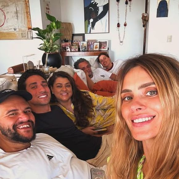 Desde que descobriu o câncer, Preta Gil contou com o apoio de muitos amigos