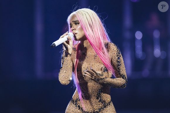 Karol G é a estrela do novo documentário da Netflix, 'Tomorrow was Beautidul'