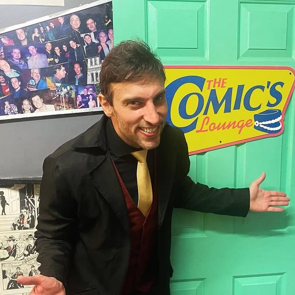 Leo Lins lançou, neste domingo (27), um vídeo para desmentir a informação de que teria feito piada com a morte de Preta Gil