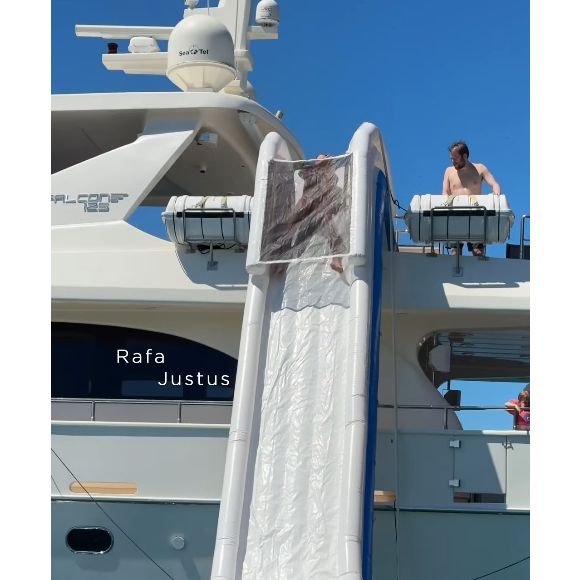 Rafa Justus está passando o Carnaval 2025 com o pai, a madrasta e outros membros da família em Angra dos Reis