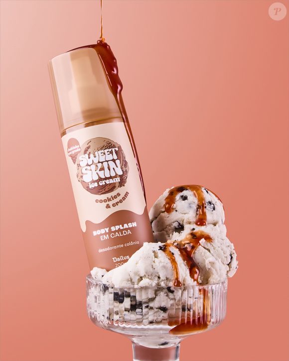 Sweet Scream Ice Cream Body Splash em Calda Cookies & Cream (Dailus) - 200ml | R$ 44,90 - Inspirado nas caldas de sorvete, este perfume mergulha no universo gourmand com uma fragrância âmbar vanílico marcante