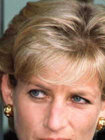 O motivo surpreendente que fez Princesa Diana eleger o rosa como sua cor assinatura