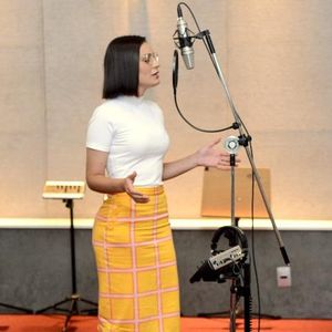 Andressa Urach já havia se aventurado como cantora nos tempos em que era evangélica