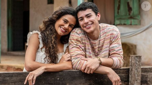 Vicenthe Delgado e Arianne Botelho serão filhos com Dira Paes, estrela de 'Lá na minha terra'