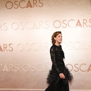 Oscar 2025: Fernanda Torres usa vestido Chanel exclusivo para a grande noite do cinema mundial