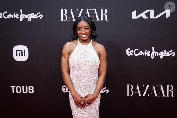 Com fortuna superior a R$ 100 milhões, Simone Biles se consolidou como uma das atletas olímpicas mais influentes do mundo
