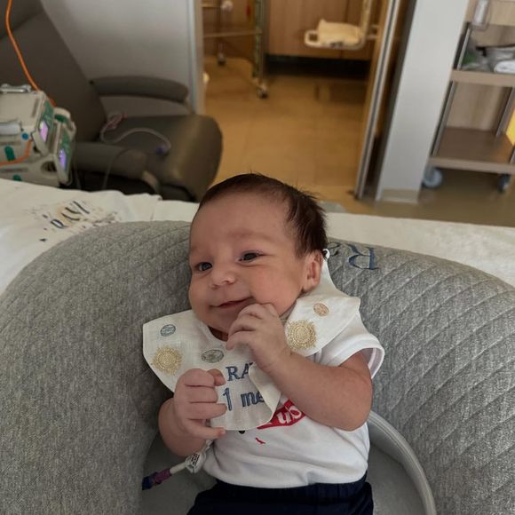 Ravi, filho de Viih Tube e Eliezer, passou 19 dias internado no hospital