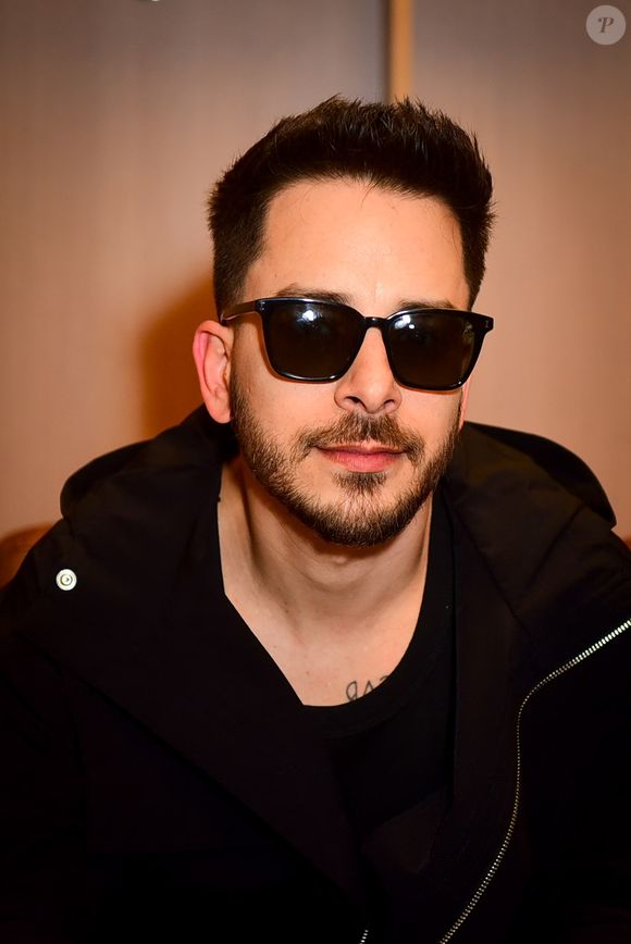 Junior afirma que a resposta da filha ao tratamento tem sido muito positiva: ‘Graças a Deus, a Lara respondeu bem ao tratamento, ela tá super bem, se recuperando, tá em remissão’