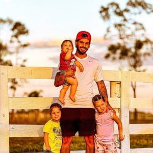 Zé Felipe ficou 5 anos casado com Virgínia Fonseca, com quem tem 3 filhos